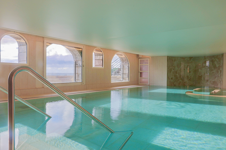 piscine grand hotel spa & thalasso
